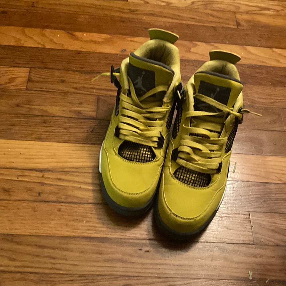 Nike shoes